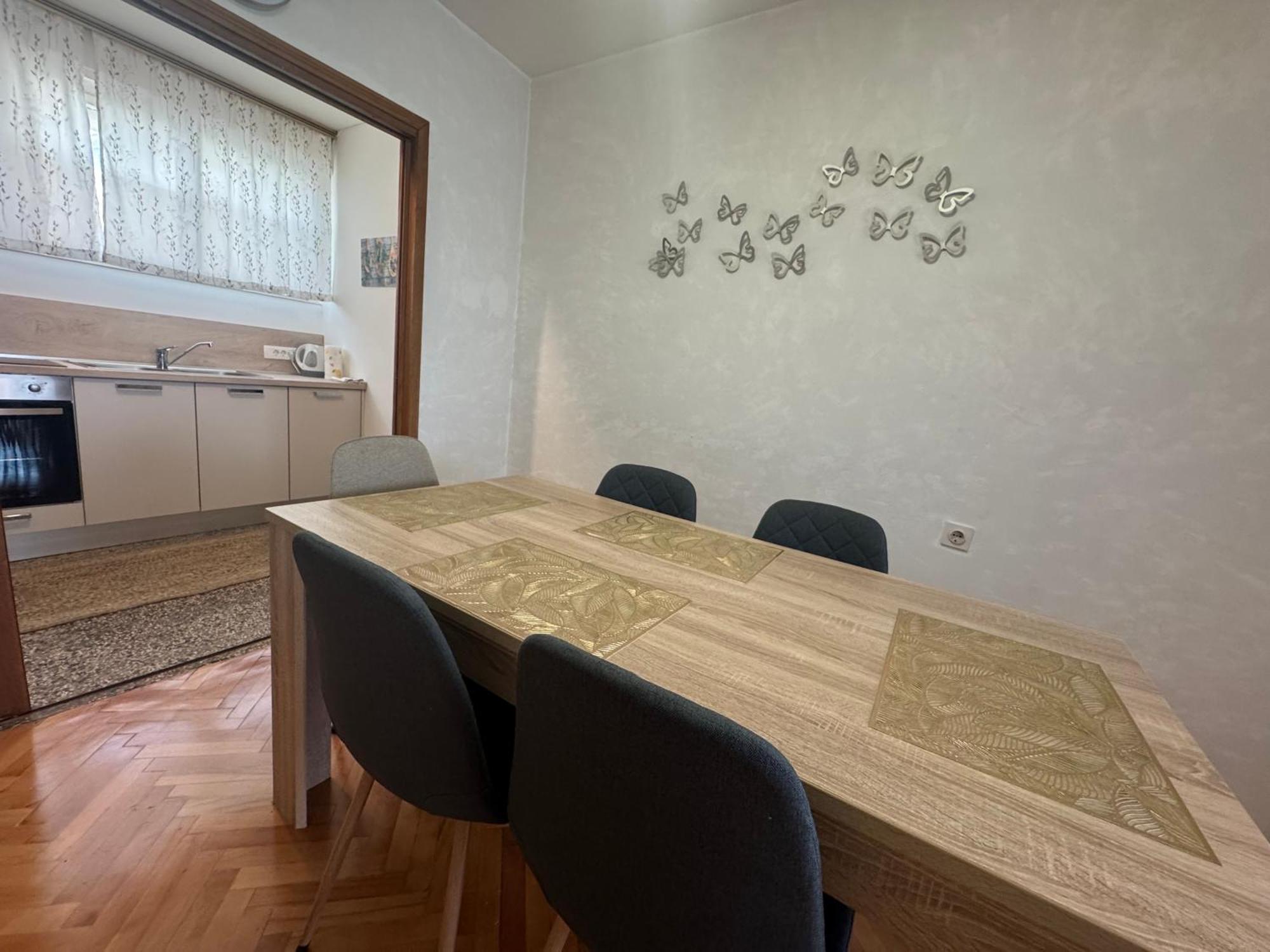 Apartment Omiska Split Exterior photo